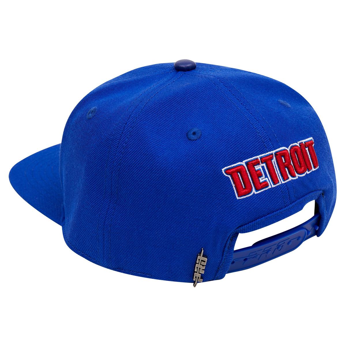 Pro Standard - Detroit Pistons Logo Snapback Hat