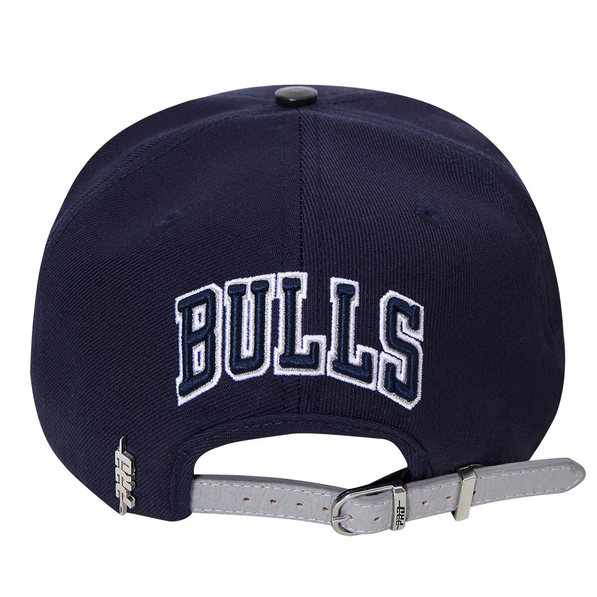 Pro Standard - Chicago Bulls Gator Visor Strapback Hat