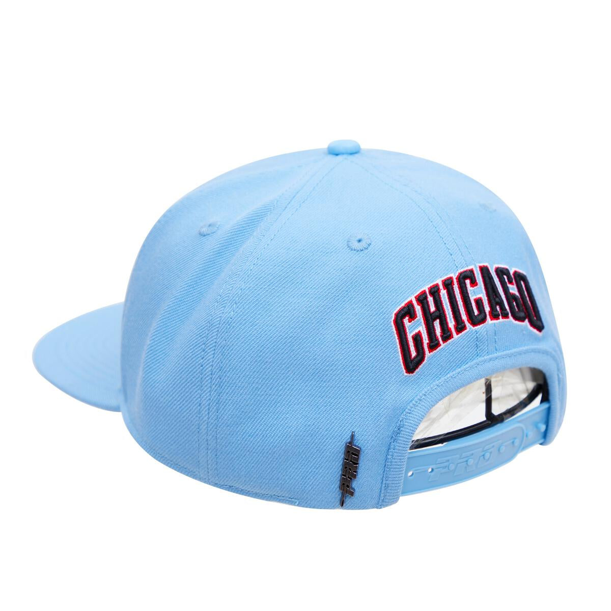 Pro Standard - Chicago Bulls Logo Snapback Hat