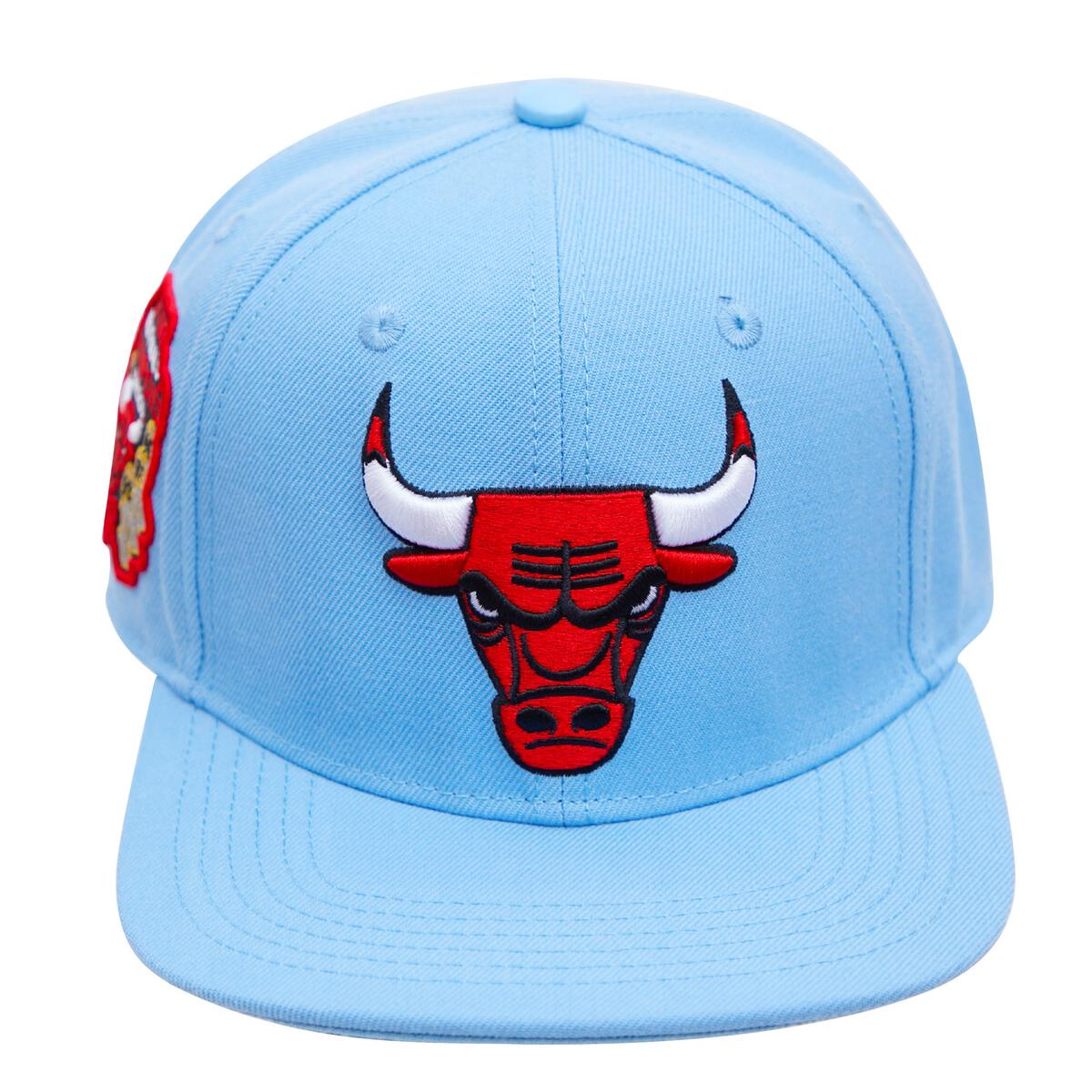 Pro Standard - Chicago Bulls Logo Snapback Hat