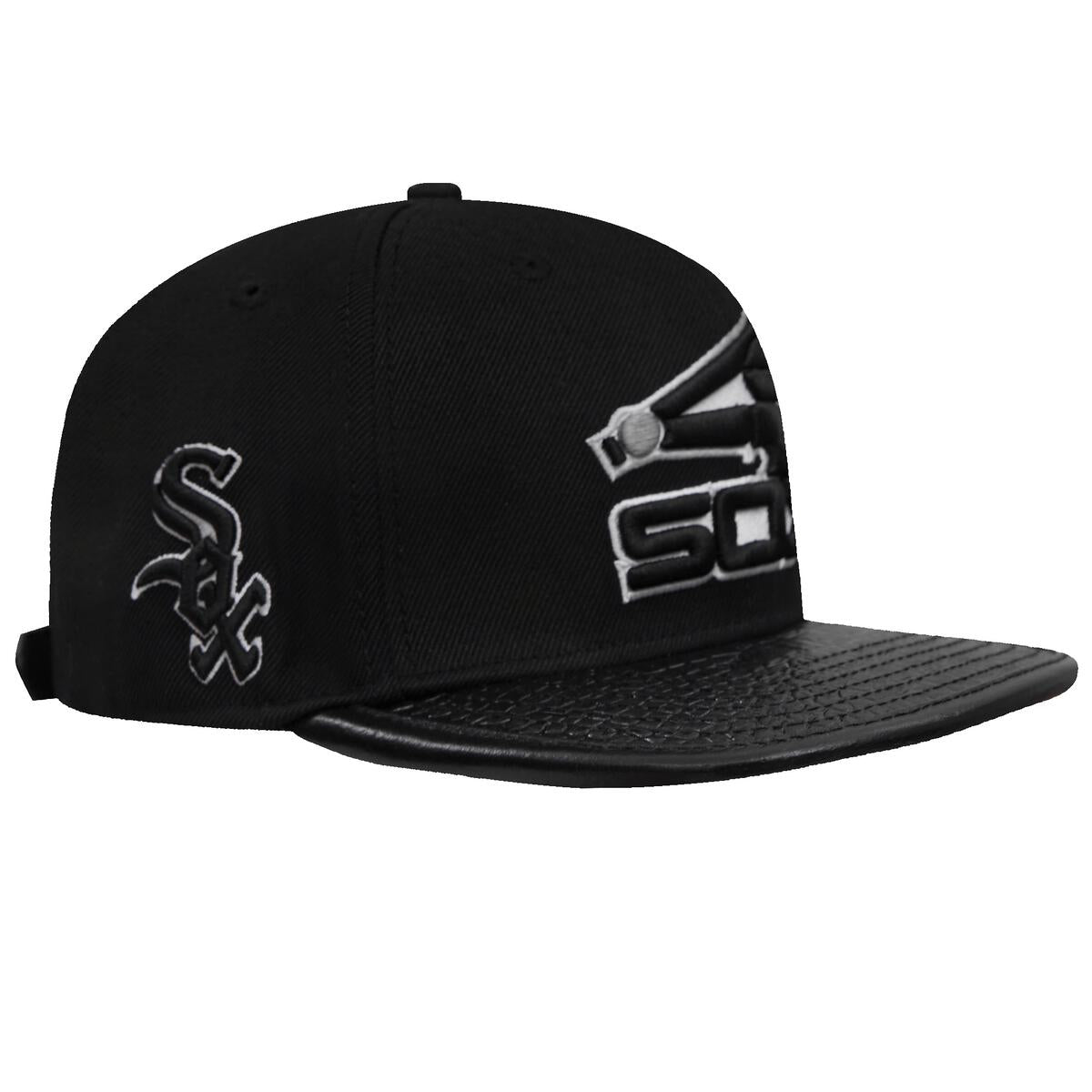 Pro Standard - Chicago White Sox Batterman Logo Gator Visor Strapback Hat