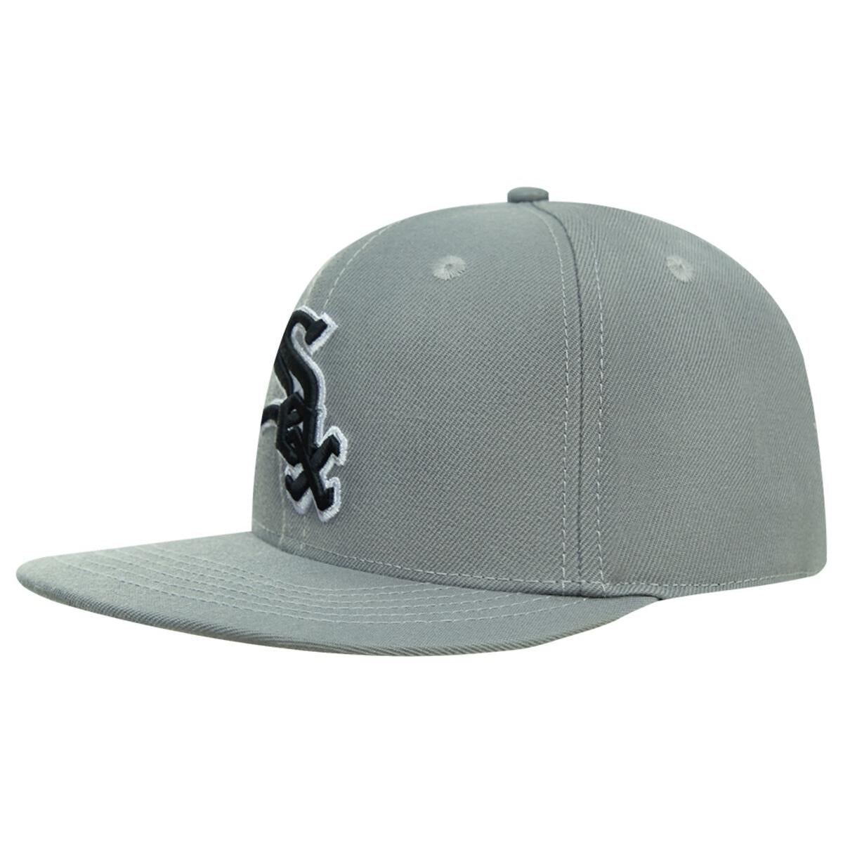 Pro Standard - Chicago White Sox Classic Chenille Wool Snapback Hat