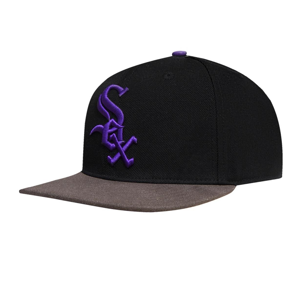 Pro Standard - Chicago White Sox Two Tone Leather Brim Snapback Hat