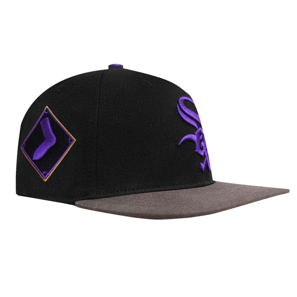 Pro Standard - Chicago White Sox Two Tone Leather Brim Snapback Hat