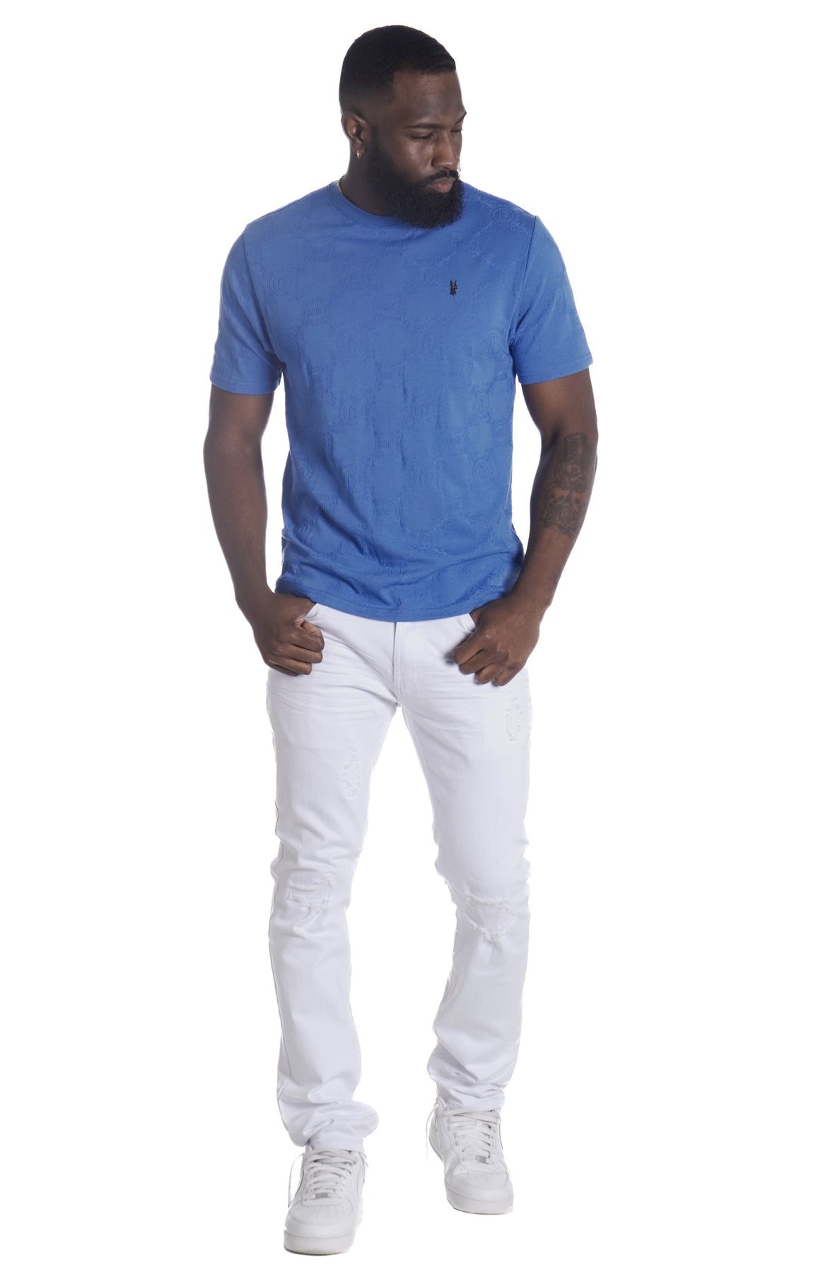 M335 Makobi Caspar Embossed Tee