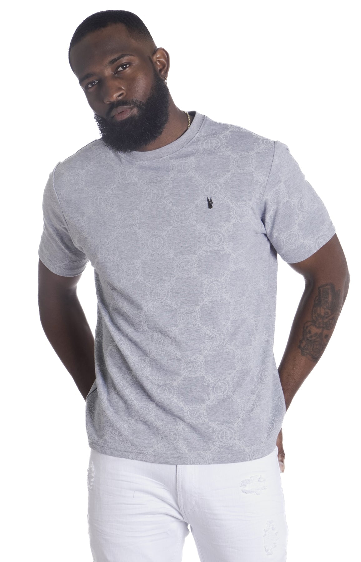 M335 Makobi Caspar Embossed Tee