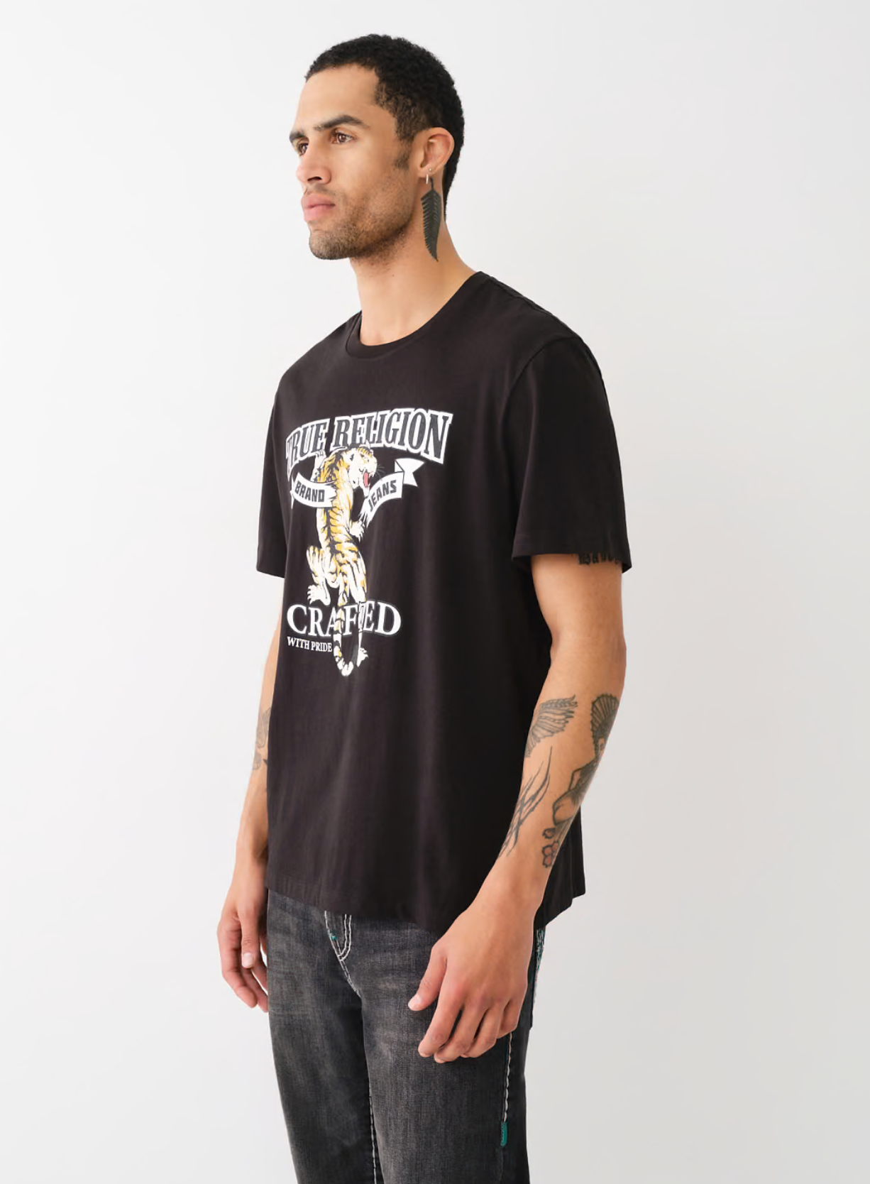 TRUE RELIGION TIGER GRAPHIC TEE-BLACK