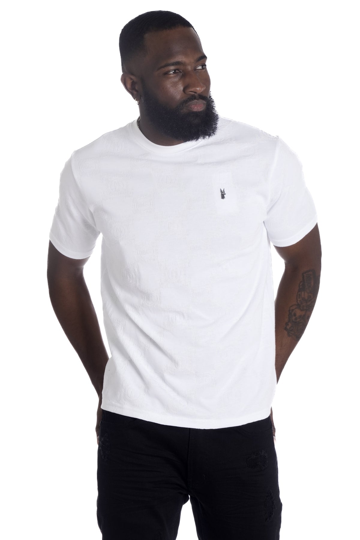 M335 Makobi Caspar Embossed Tee