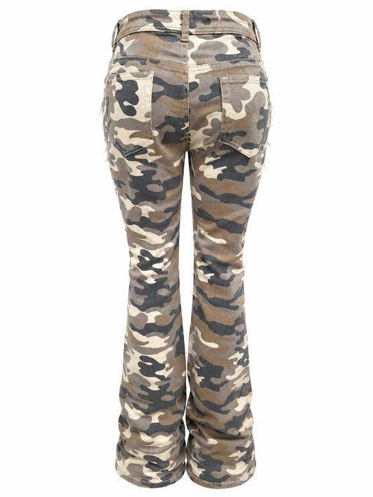 REDFOX WOMEN'S CAMO SHREDDED STACKED CARGO JEANS (PA4424)
