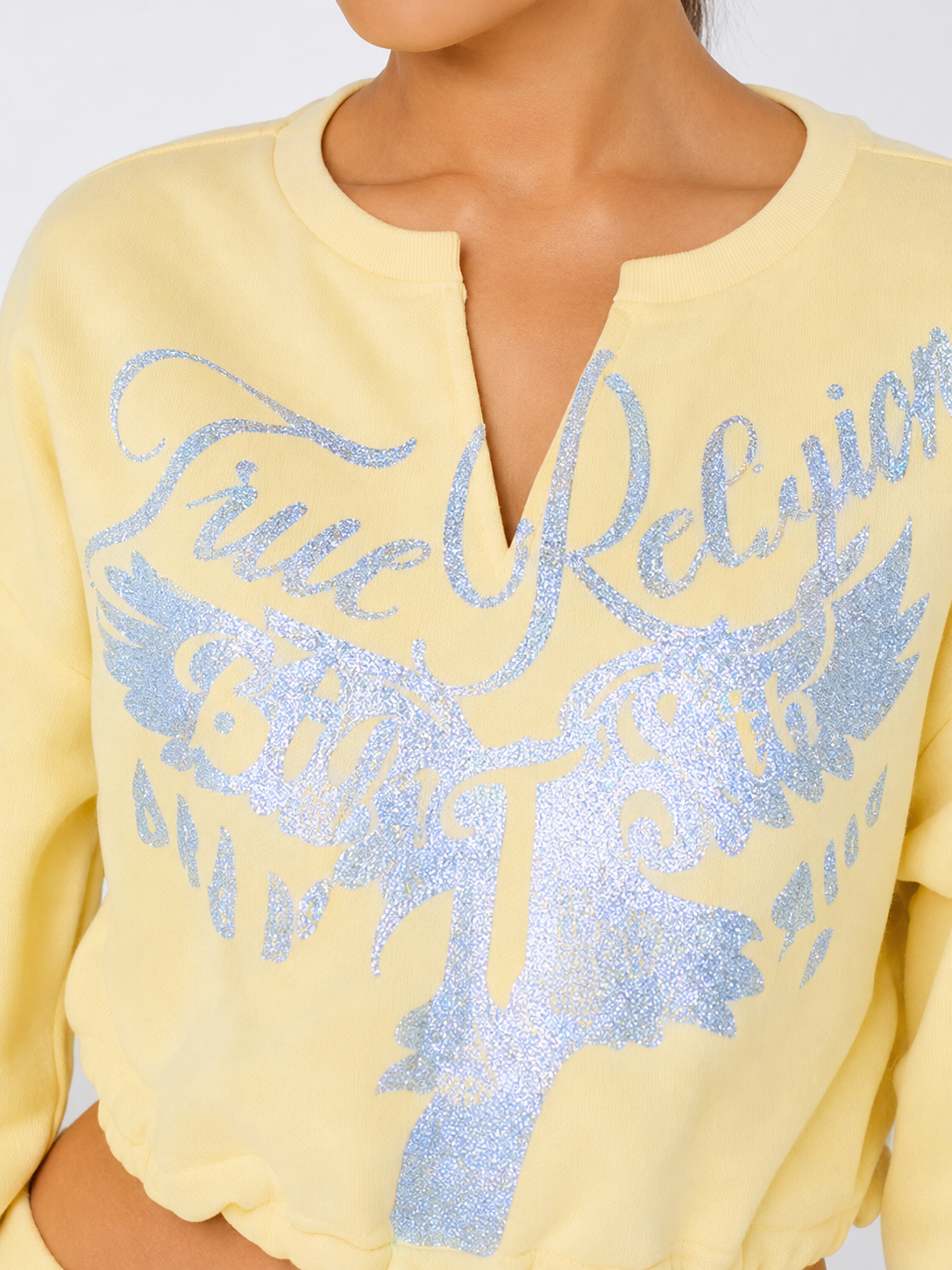 TRUE RELIGION WOMEN'S V-NOTCH PULLOVER