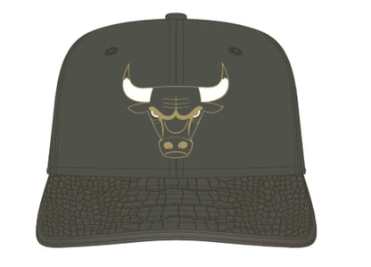 Pro Standard - Chicago Bulls Gator Visor Strapback Hat