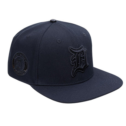 Pro Standard - Detroit Tigers Logo Snapback Hat - Triple Black