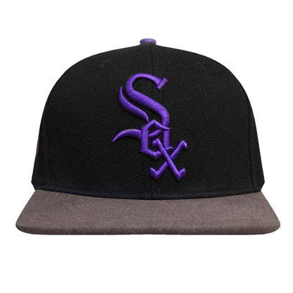 Pro Standard - Chicago White Sox Two Tone Leather Brim Snapback Hat