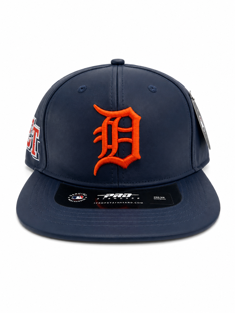 PRO STANDARD DETROIT TIGERS MIDNIGHT NAVY CITY SIGNATURE STRAPBACK CAP