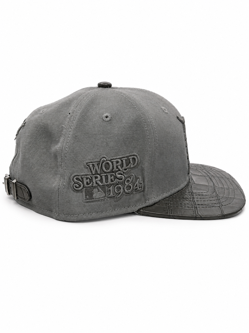 PRO STANDARD COOL GRAY DETROIT TIGERS STRAPBACK CAP