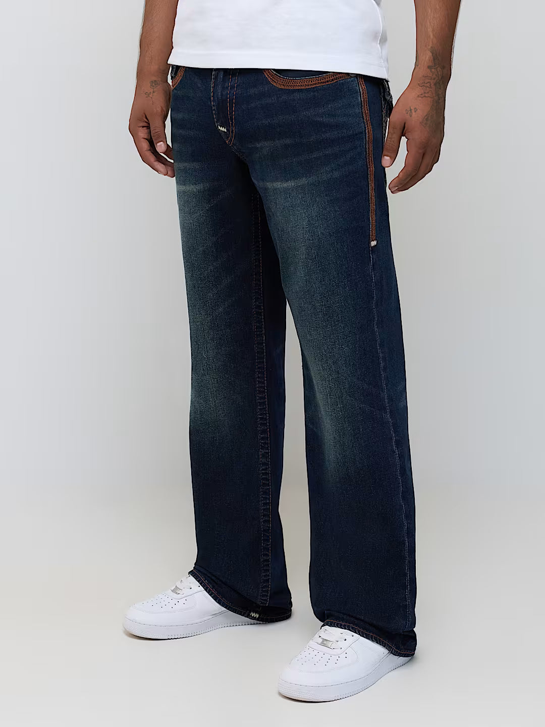 TRUE RELIGION BILLY SUPER FLATLOCK FLAP BOOTCUT JEANS (110602)