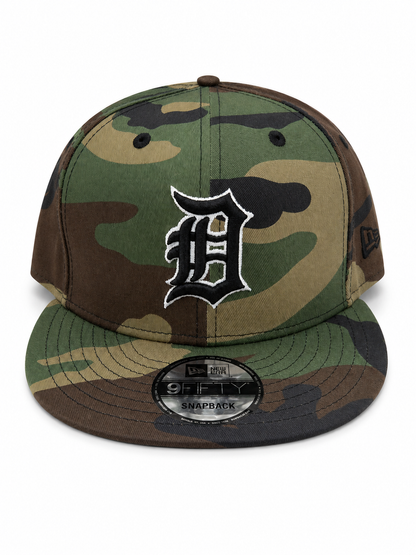 NEW ERA DETROIT TIGERS WOODLAND CAMO/BLACK 9FIFTY SNAPBACK CAP