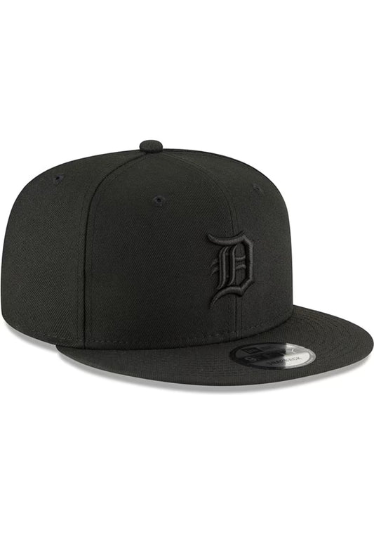 New Era Detroit Tigers Black on Black 9FIFTY Men's Snapback Hat