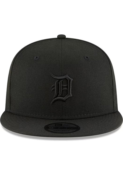 New Era Detroit Tigers Black on Black 9FIFTY Men's Snapback Hat