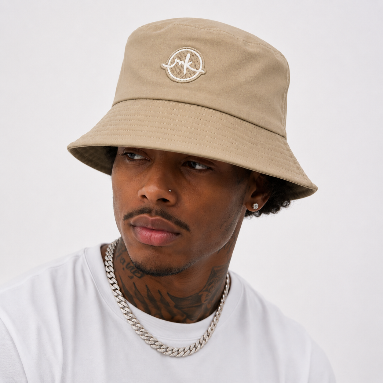 M033 MAKOBI COLTON NYLON BUCKET HAT