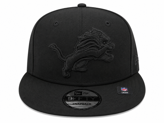 NEW ERA DETROIT LIONS TRIPLE BLACK 9FIFTY SNAPBACK CAP