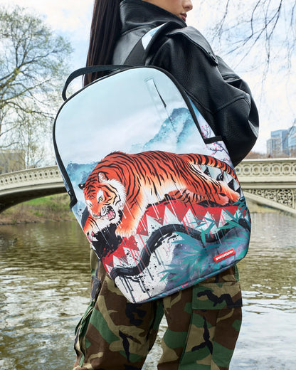 SPRAYGROUND TIGER CLAW MOUNTAIN BACKPACK (B9187)