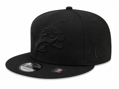 NEW ERA DETROIT LIONS TRIPLE BLACK 9FIFTY SNAPBACK CAP