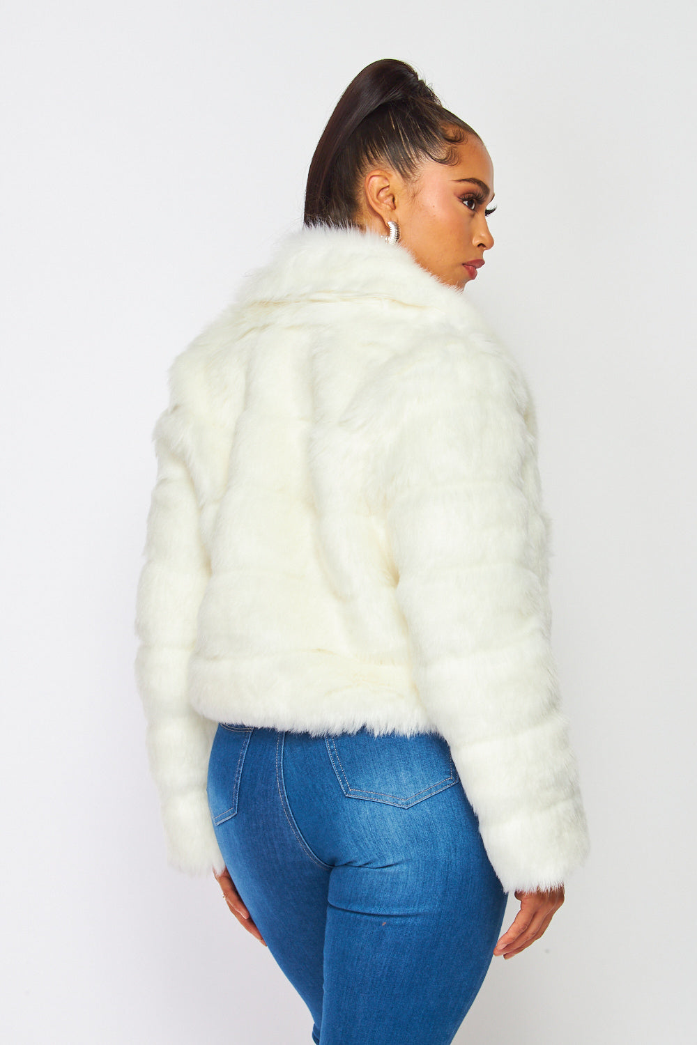 Hot & Delicious - Faux Fur Jacket - Ivory