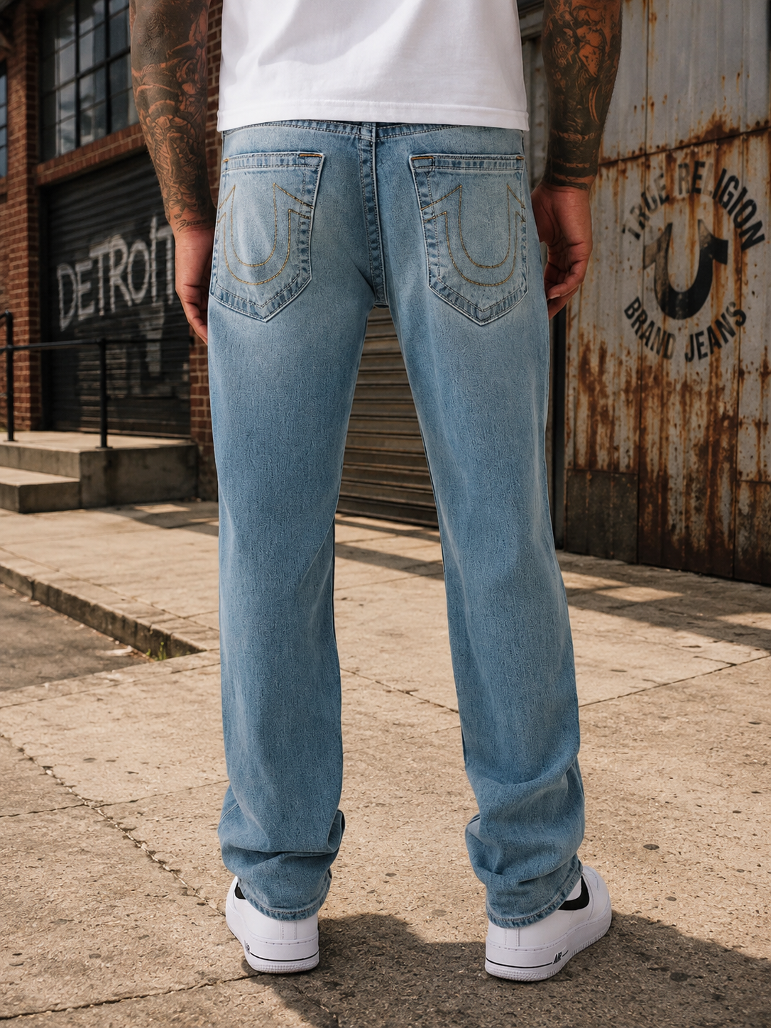TRUE RELIGION MEN'S GENO SLIM JEAN