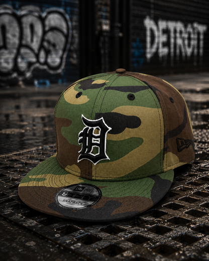 NEW ERA DETROIT TIGERS WOODLAND CAMO/BLACK 9FIFTY SNAPBACK CAP