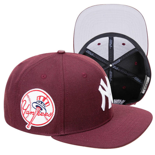 Pro Standard - Miami Marlins Logo Snapback Hat